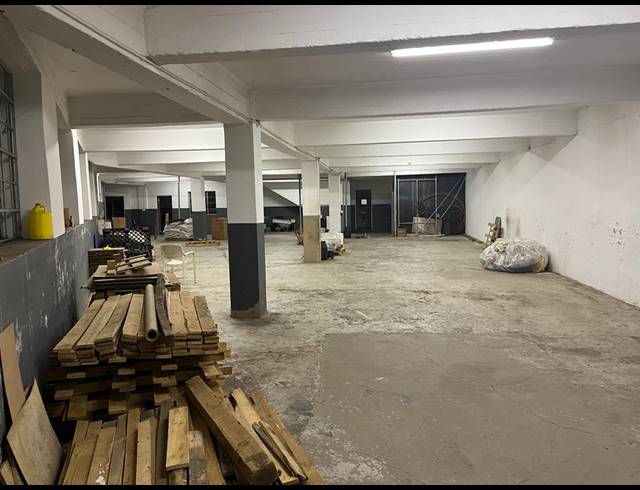 2,000M² WAREHOUSE FOR SALE IN TROYEVILLE